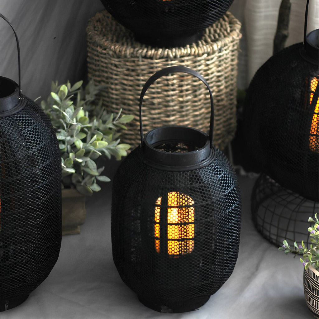 Lampe sur pied en bois noir avec lanterne à LED faite à la main