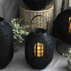 Lampe sur pied en bois noir avec lanterne à LED faite à la main