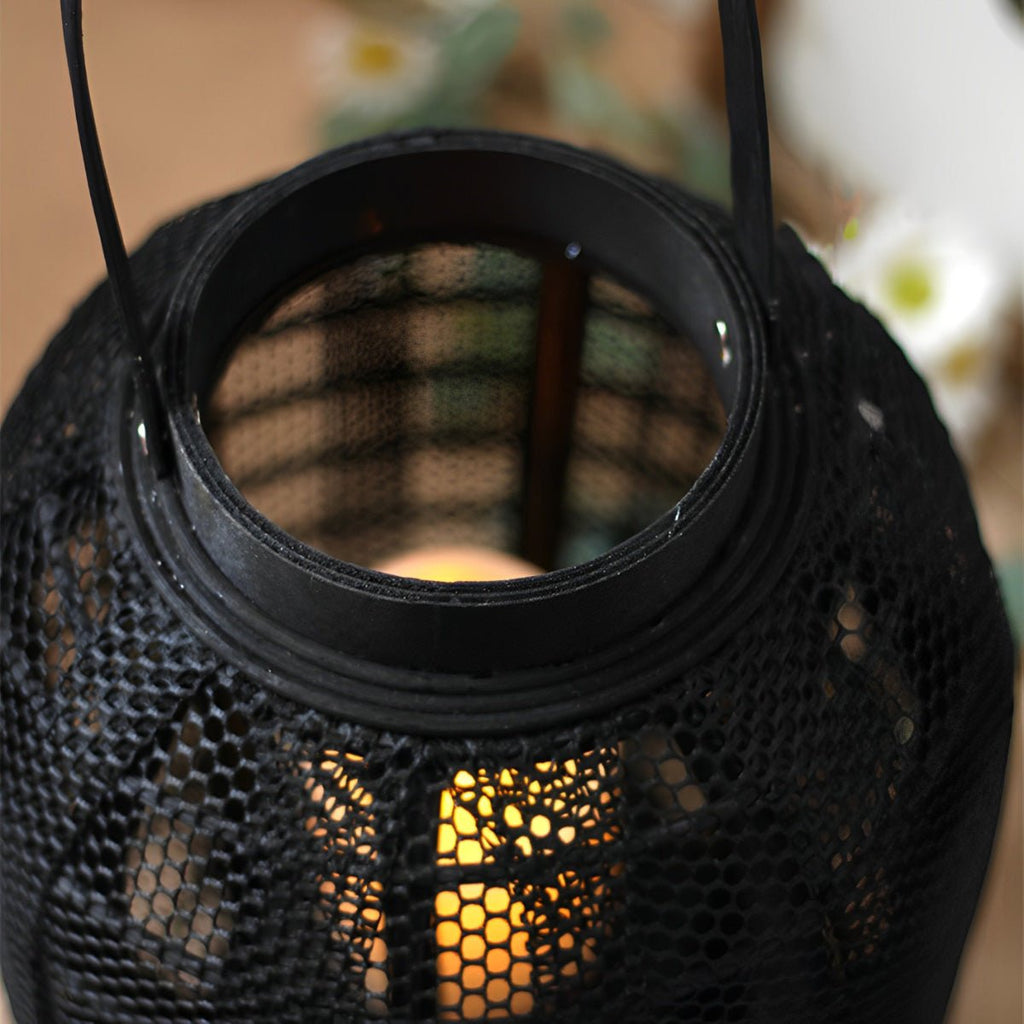 Lampe sur pied en bois noir avec lanterne à LED faite à la main