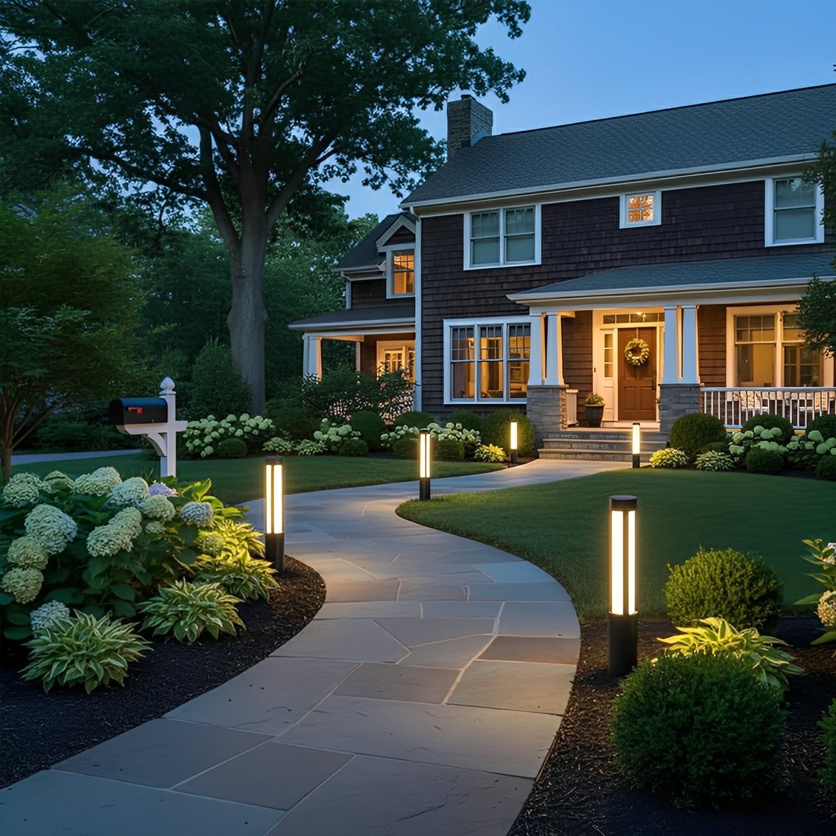 Lumières de Poste LED Cylindrique Noire Moderne Extérieure