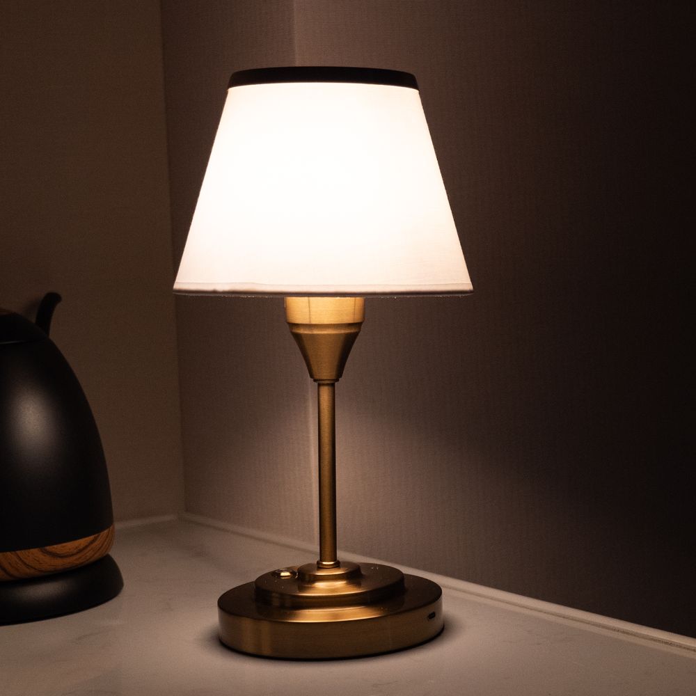 Lampe de Table en Tissu Tavo