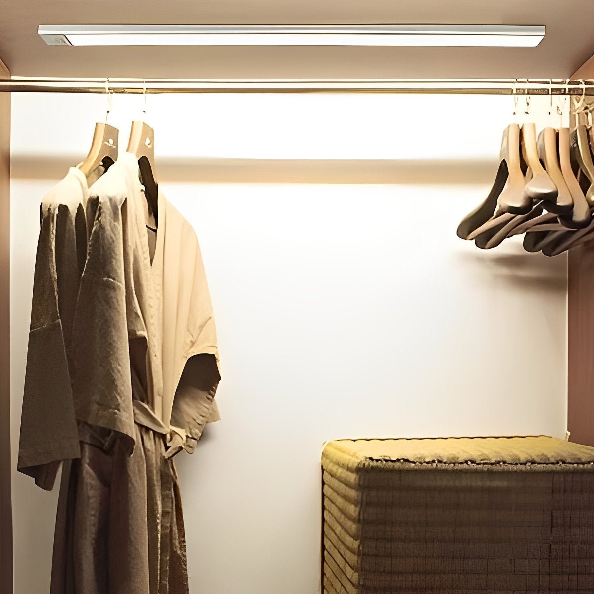 Lumière de Cabinet LED Sans Fil à Capteur de Mouvement Ultra-Fin Intelligent