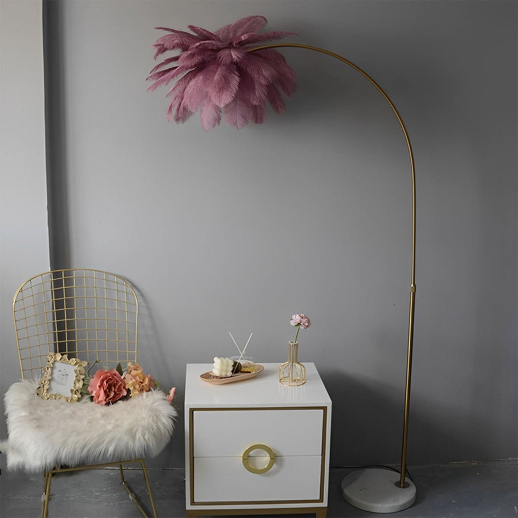 Lampe de sol LED ajustable en plumes d'autruche de style romantique moderne
