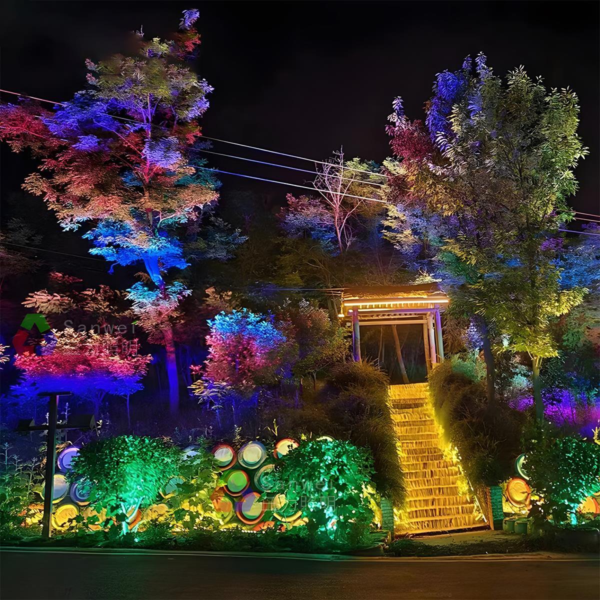 Projecteur LED RGB étanche extérieur pour éclairage de paysage et d'arbres polyvalent