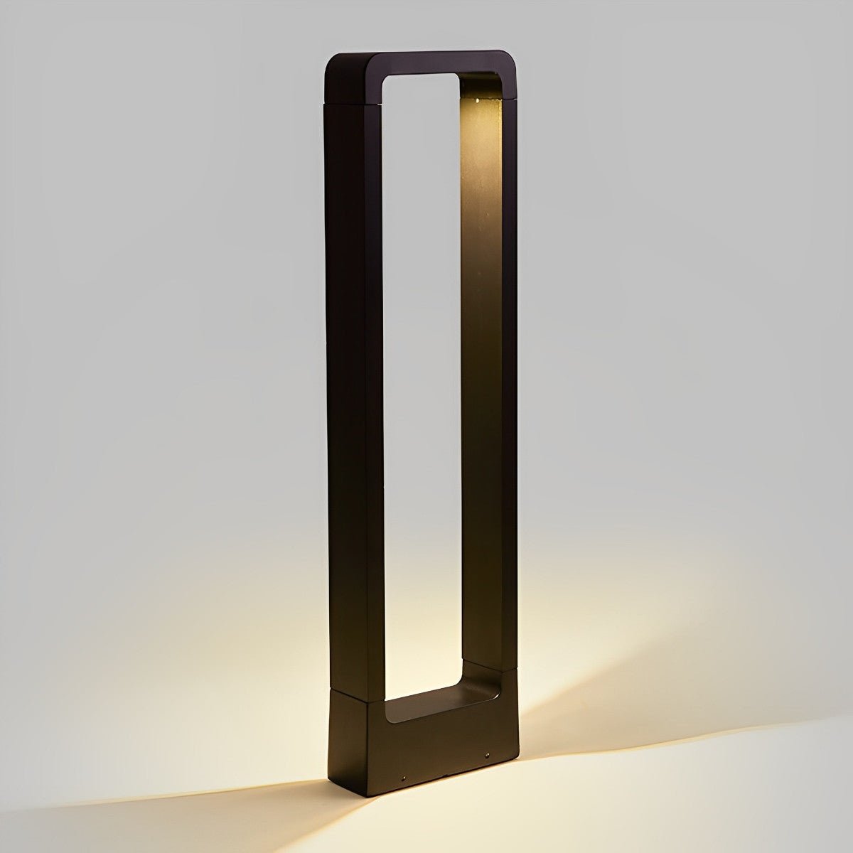 Lampe de Poteau Moderne Étanche à LED Noire en Cadre Rectangulaire