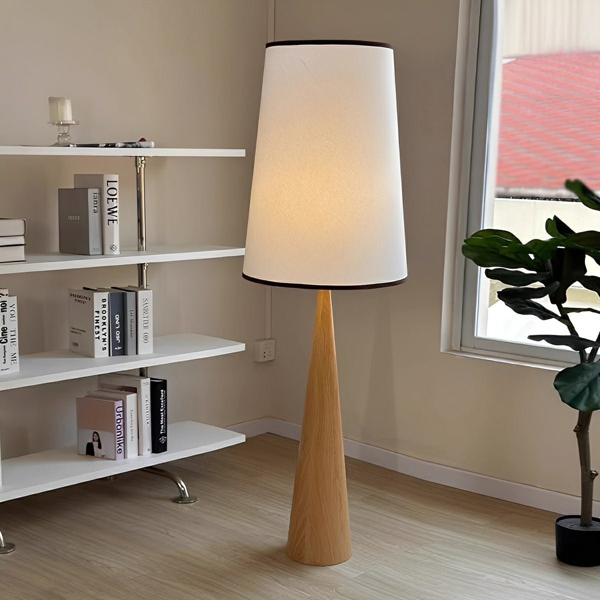 Lampe de sol LED vintage en bois effilé