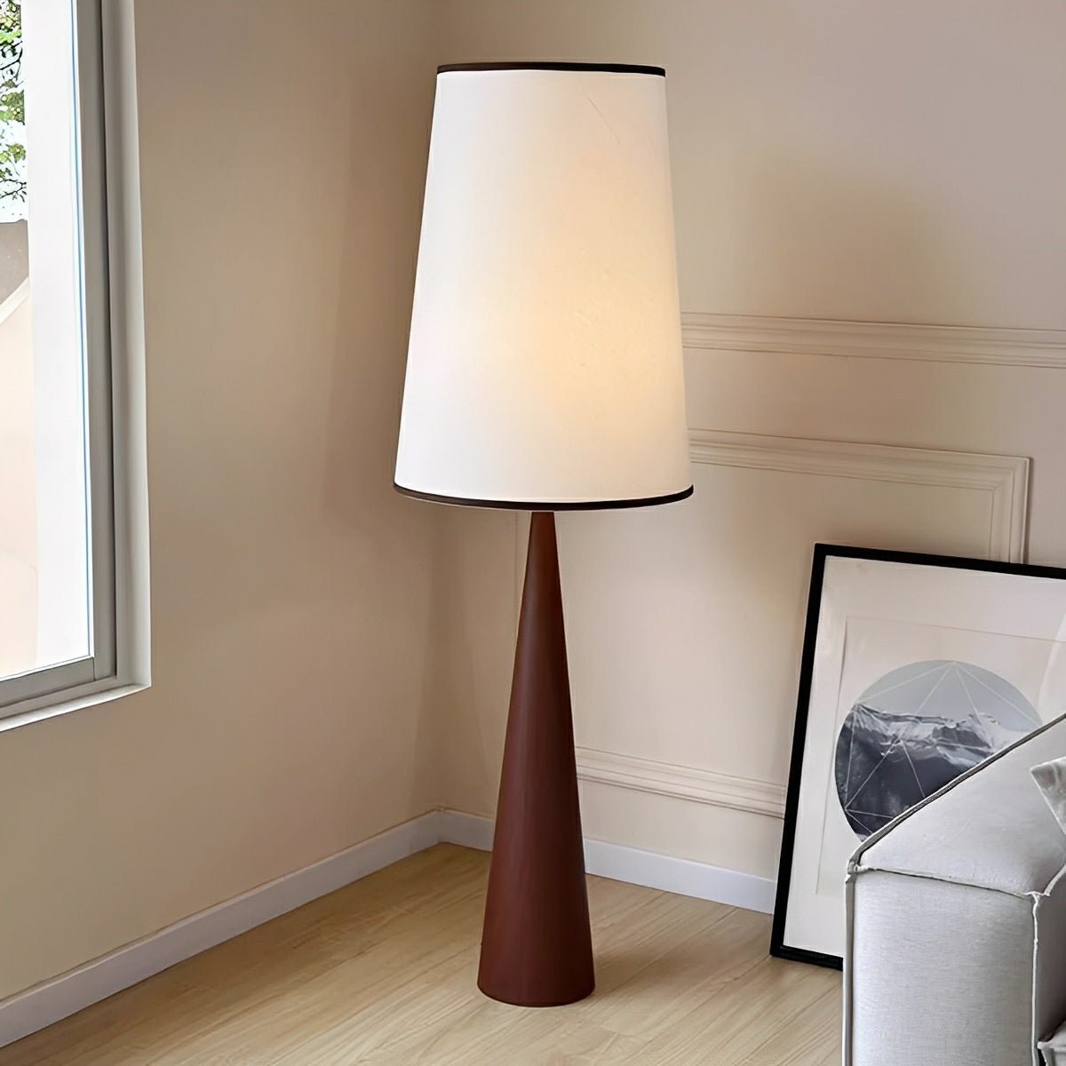 Lampe de sol LED vintage en bois effilé