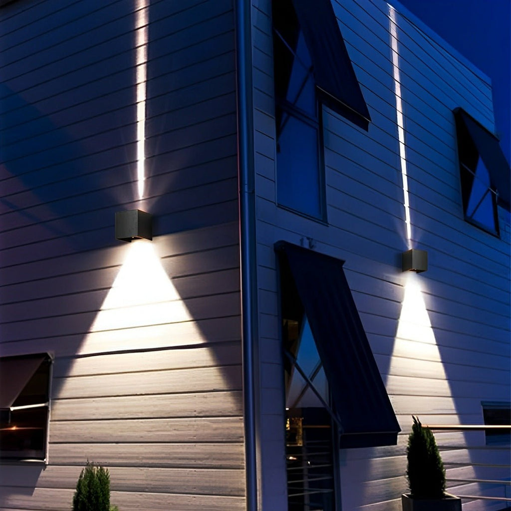 Appliques murales extérieures LED étanches à éclairage haut et bas